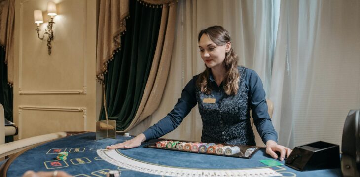 Gokken op Werkgelegenheid: Hoe Casino’s Lokale Arbeidsmarkten Nieuw Leven Inblazen